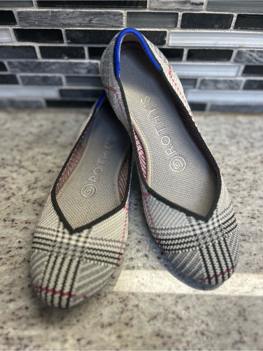 Rothy’s Plaid Ballet Flats in Gray with black plaid Accents size 5.5